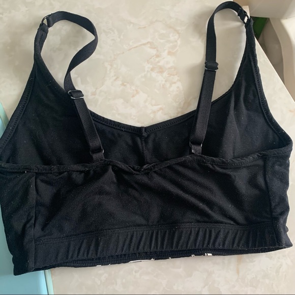Gymshark ‘Legacy’ Sports Bra (S) - black - Picture 2 of 4